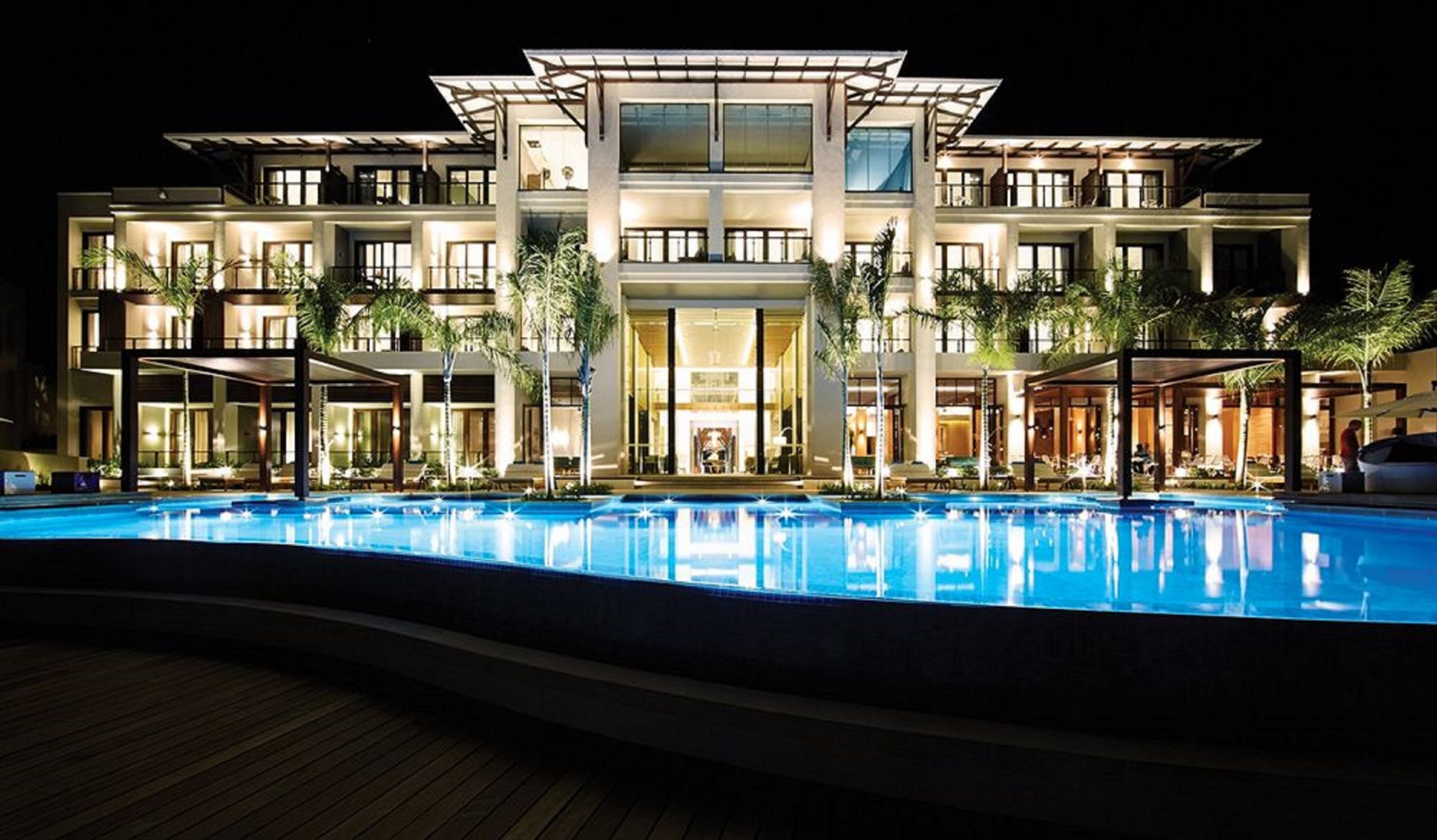 Eden Bleu Hotel Resort